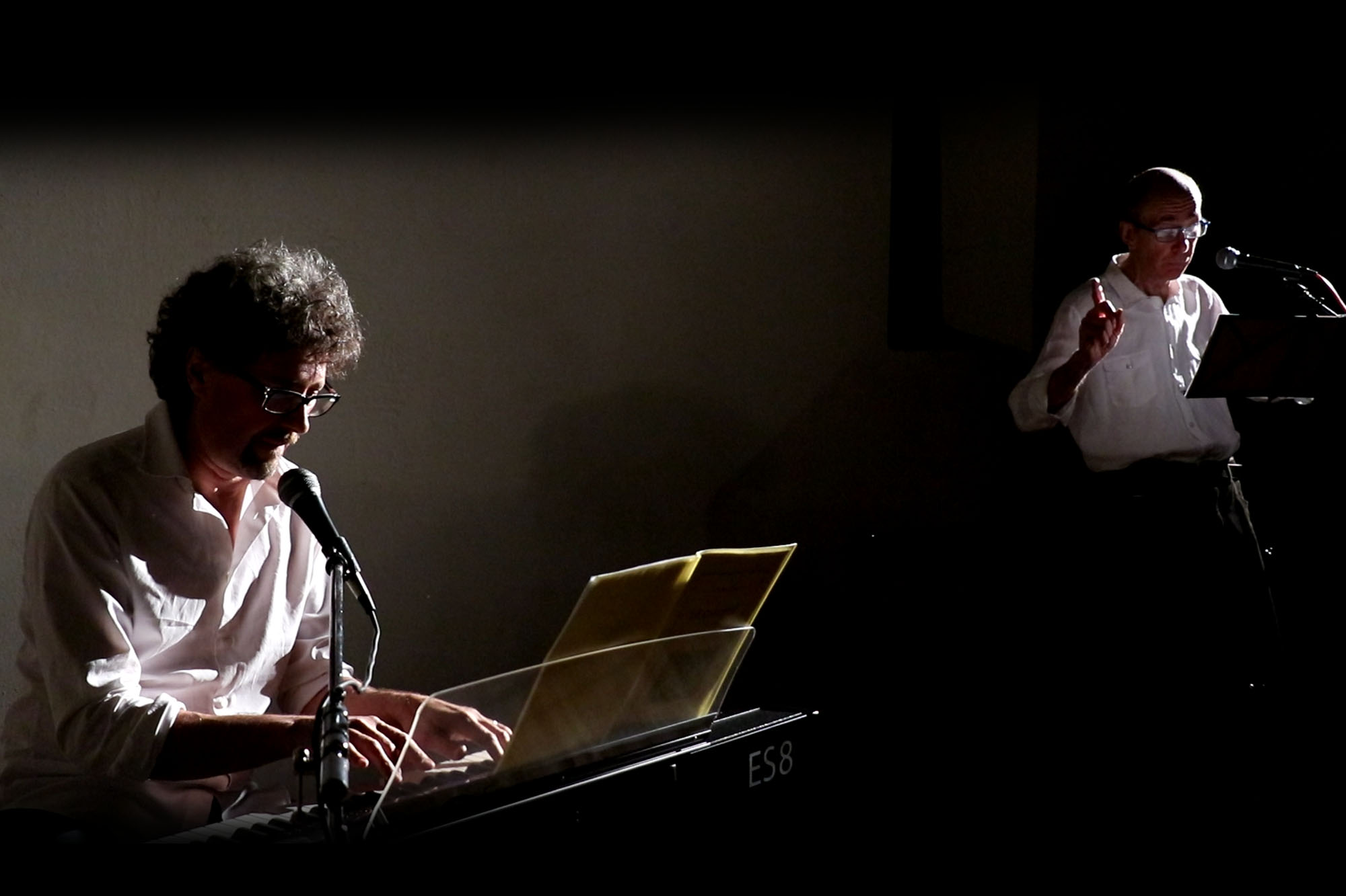 screen24